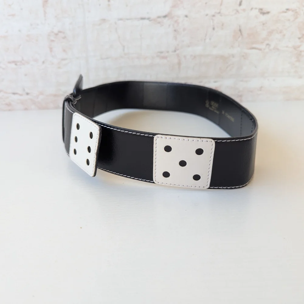 Escada Vintage wide leather belt from the 1980s, known for its distinctive "Roll - Picture 5 of 11
